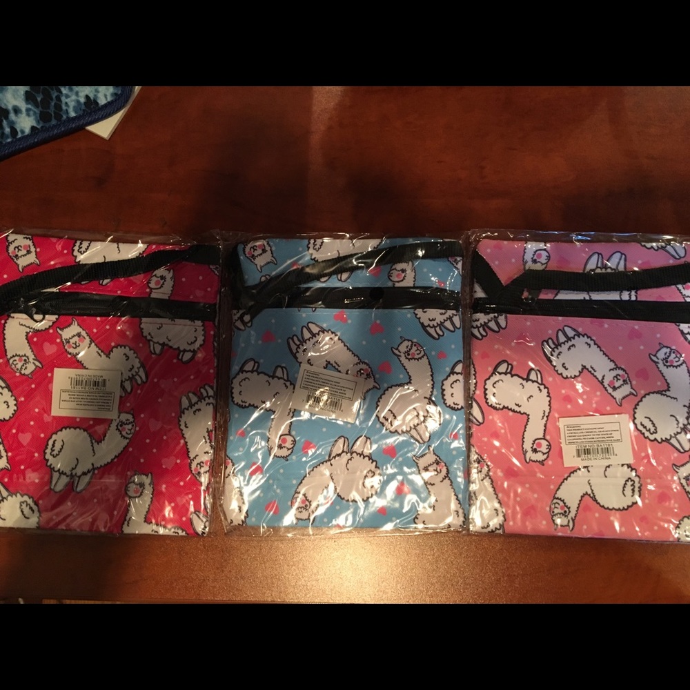 🦙LLAMA PRINT MINI MESSENGER BAG🦙 - Picture 5 of 5